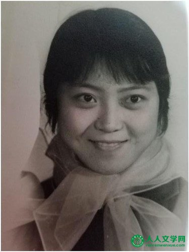 考入东北烈士纪念馆担任讲解员 考入东北烈士纪念馆担任讲解员