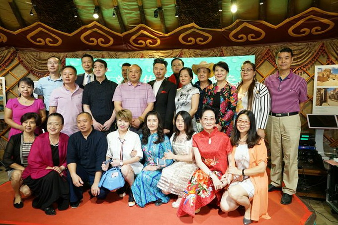 京诗文化传美朗诵艺术团秋季诗会隆重举行